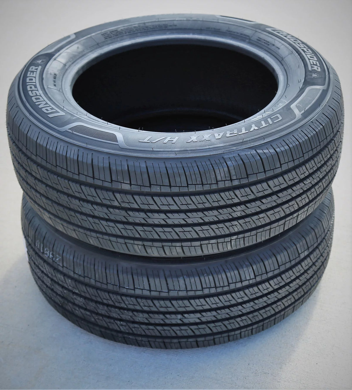 235/65R16 10 Ply Commercial Van Tire M562