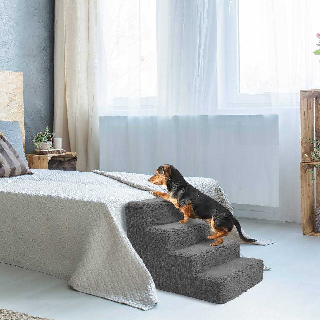 4 Steps High Density Foam Pet U4270
