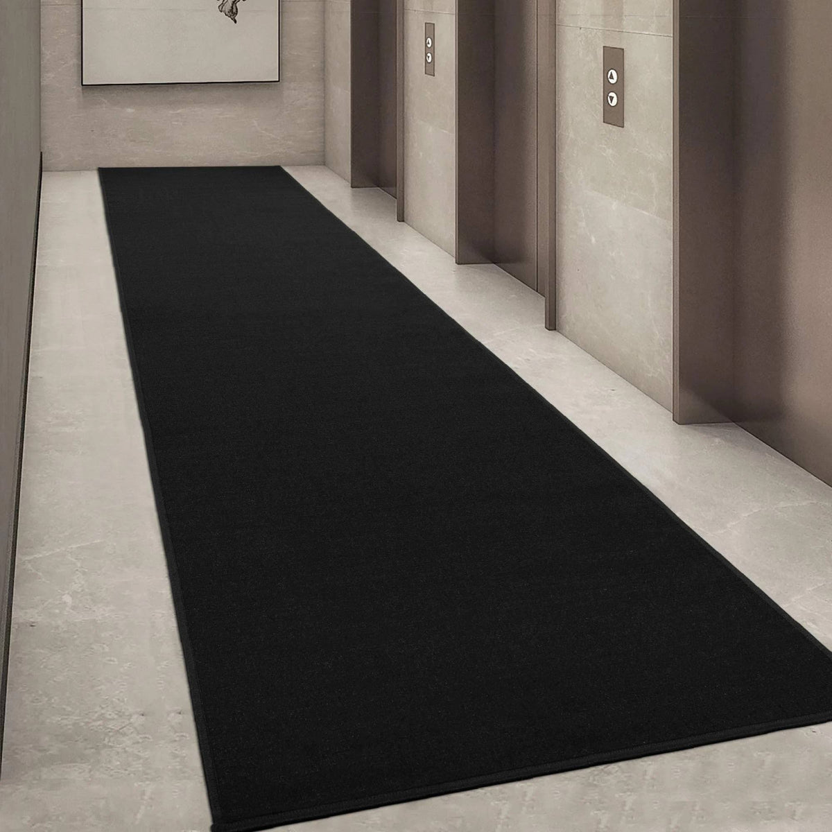 Black Runner R26936