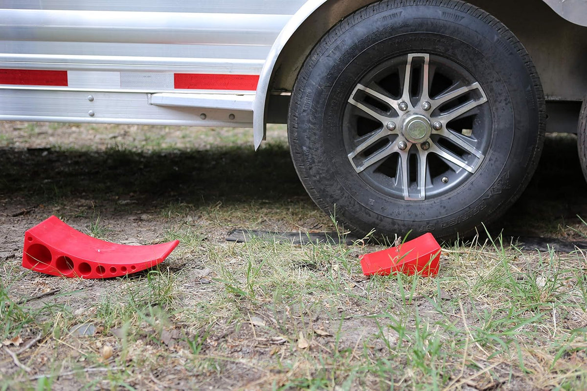 2-Pack Camper Leveler & Chock Set with Rubber Mats V1193