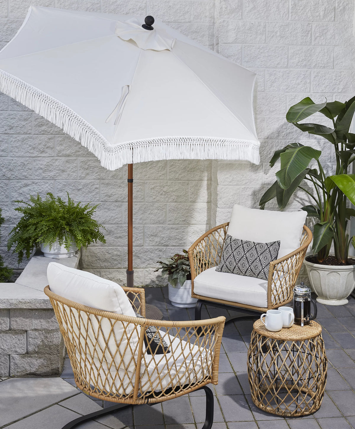 3-Piece White Wicker Outdoor Chat Set M14845